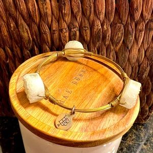 Used Bourbon and Boweties small white druzy bracelet